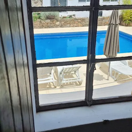 Piscina Interior Aquecida - Monte Cimeiro E Casitas Da Eira - Casa Da Ti Carminha Сasa de vacaciones *