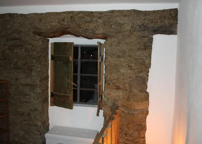 Piscina Interior Aquecida - Monte Cimeiro E Casitas Da Eira - Casa Da Ti Carminha Dom wakacyjny Macao